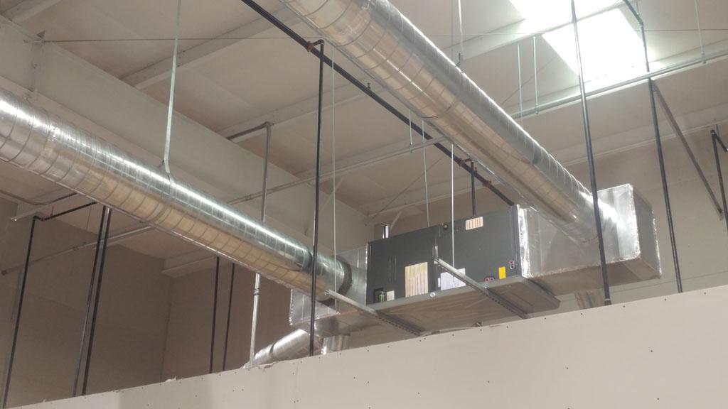 New commercial building duct work installation